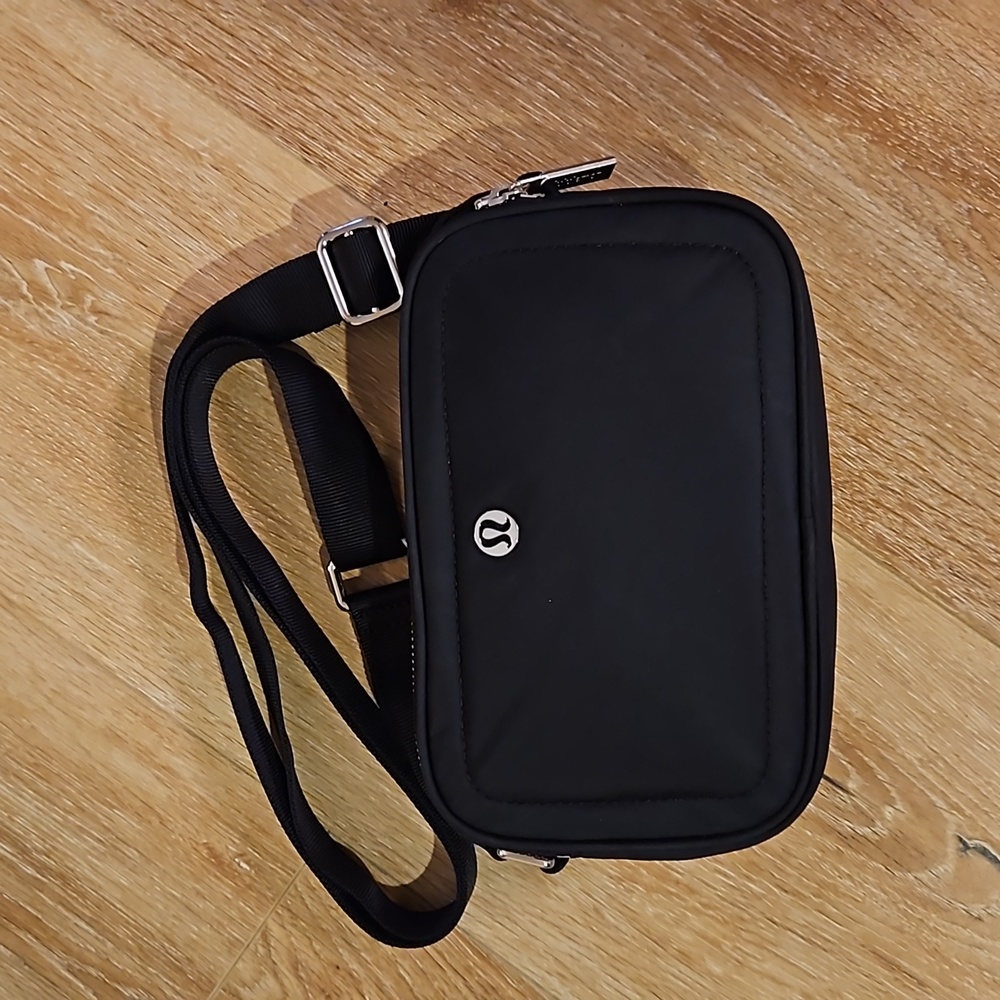 Lululemon Camera Bag